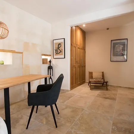 Grand Trianon, Clim - Terrasse Holiday home